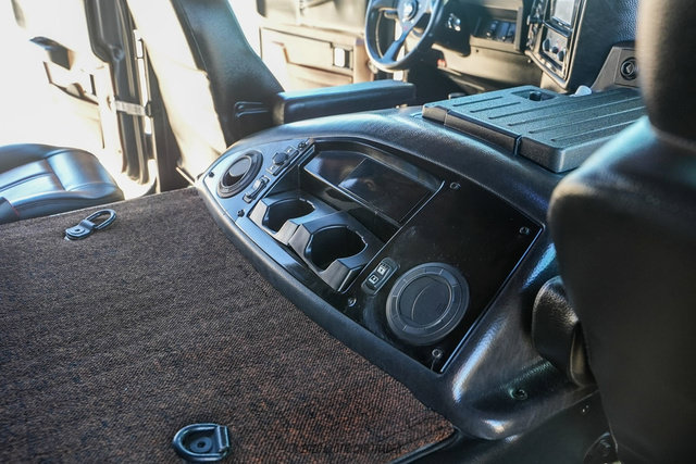 Used 2006 HUMMER H1 4-Door Wagon AWD/4WD image 28