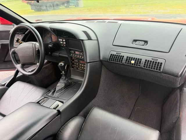 Used 1992 Chevrolet Corvette Coupe RWD image 10