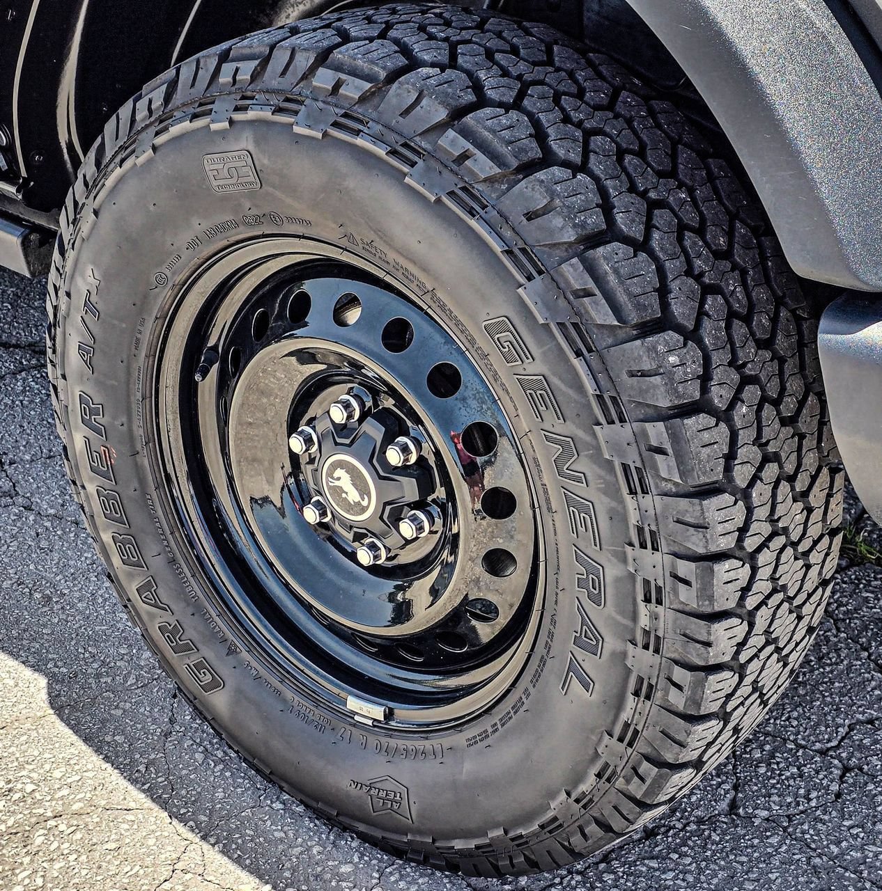 Used 2022 Ford Bronco Black Diamond AWD/4WD image 11