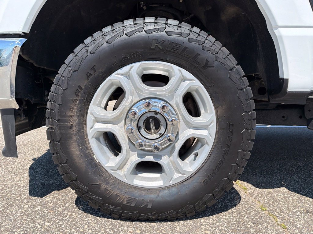 Used 2025 Ford F250 XLT AWD/4WD image 24