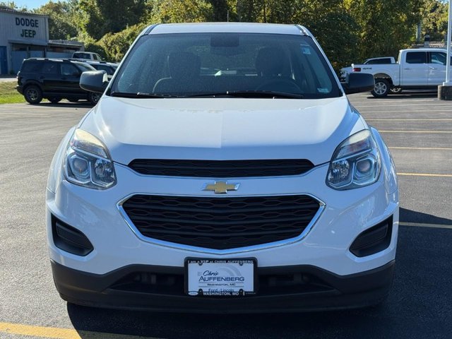 Used 2017 Chevrolet Equinox LS FWD image 9