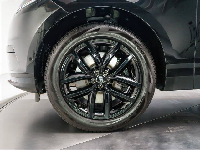 Used 2026 Land Rover Range Rover Velar S AWD/4WD image 9