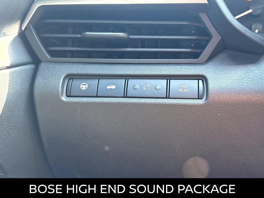 Used 2023 Nissan Altima 2.5 SL FWD image 13