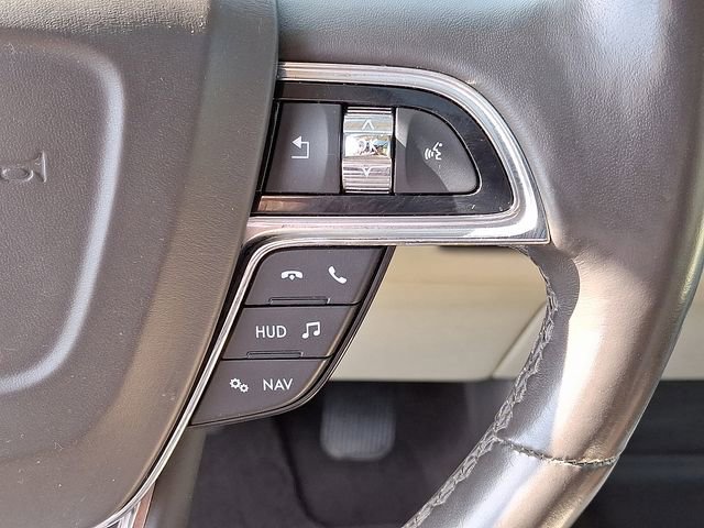 Used 2019 Lincoln Navigator Reserve image 20