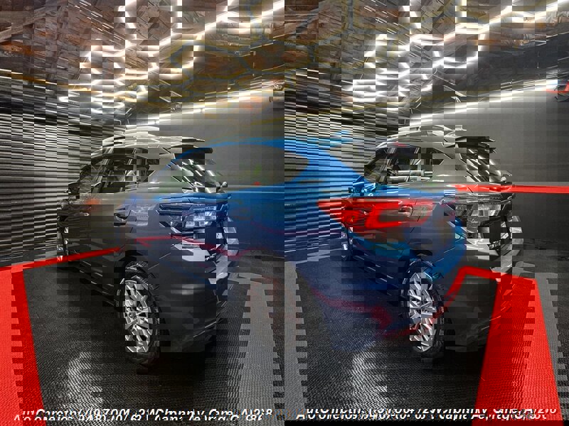 Used 2018 Subaru Impreza 2.0i Premium image 4