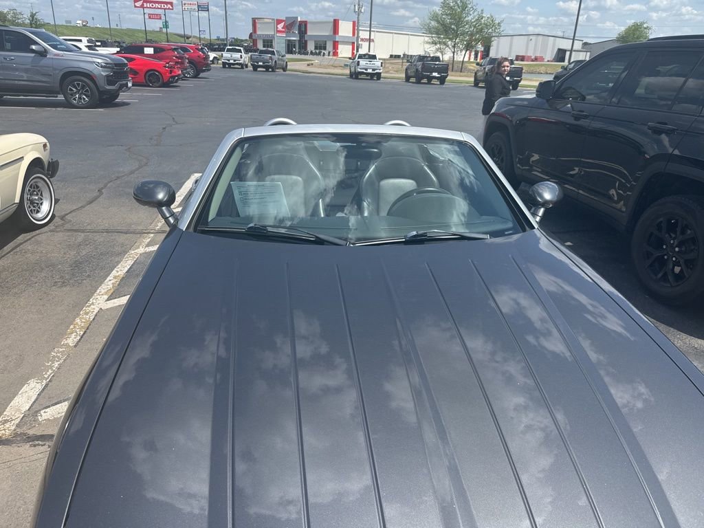 Used 2005 Chrysler Crossfire Limited RWD image 7