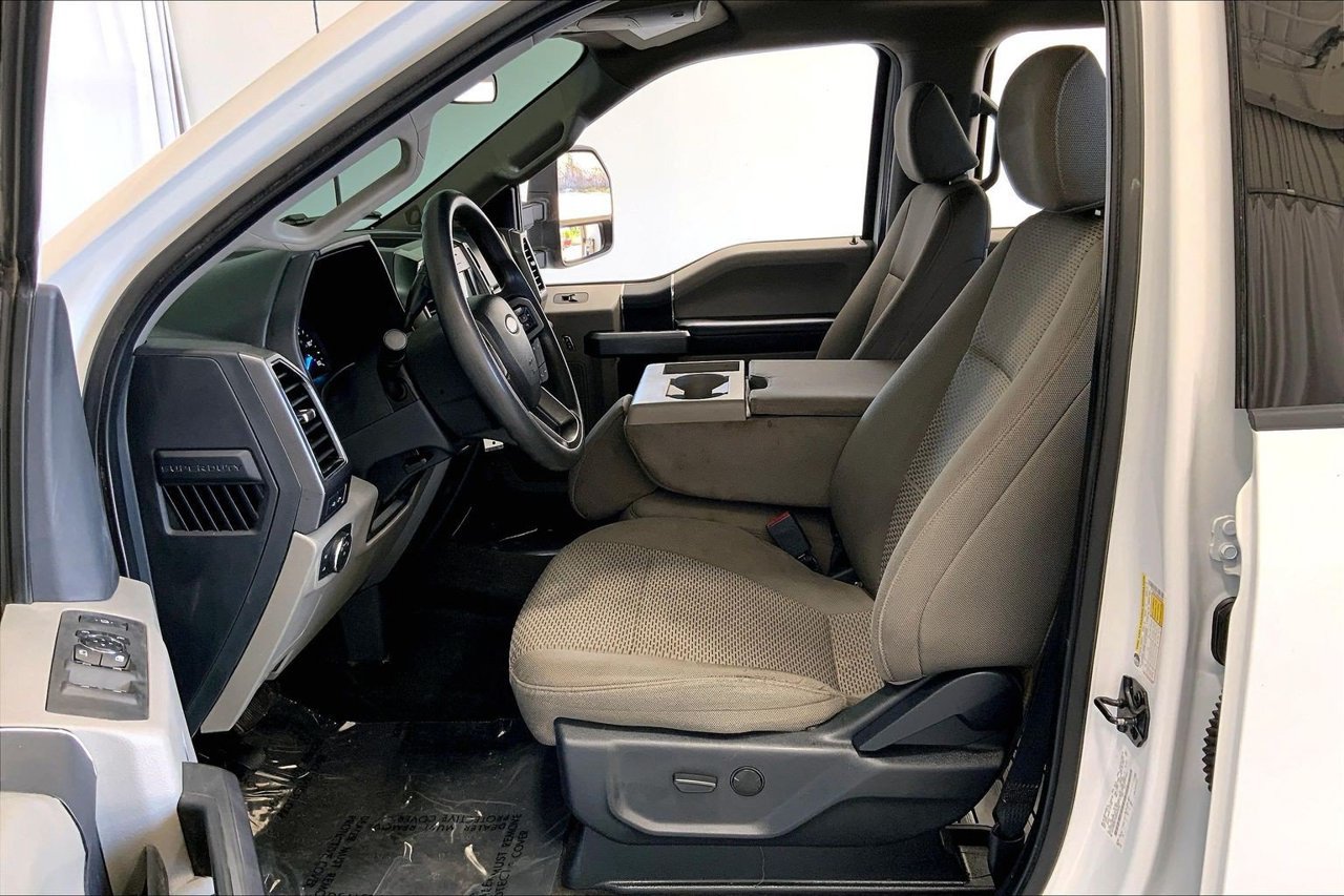 Used 2022 Ford F250 XLT w/ XLT Value Package AWD/4WD image 18