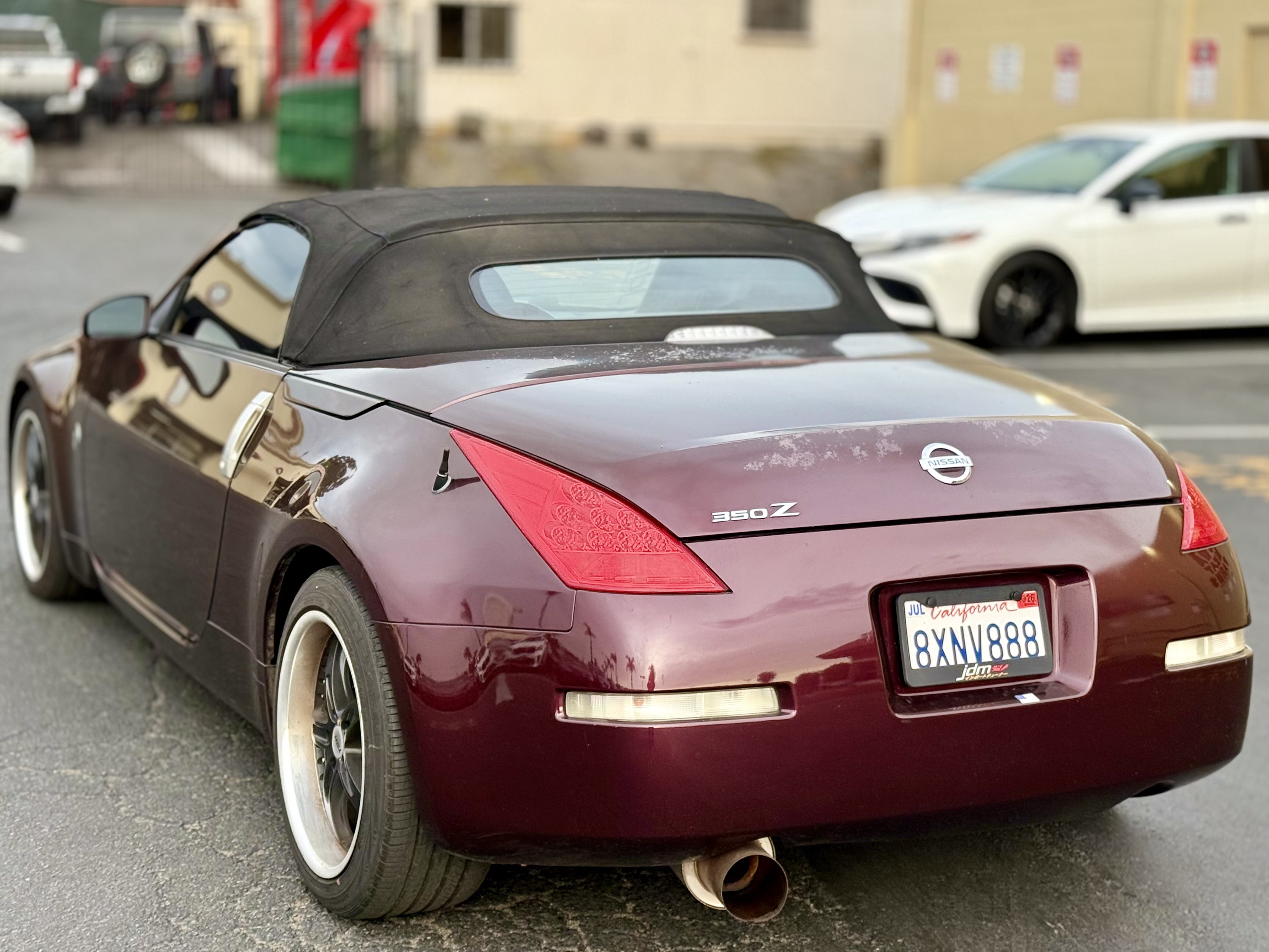Used 2006 Nissan 350Z Grand Touring RWD image 8