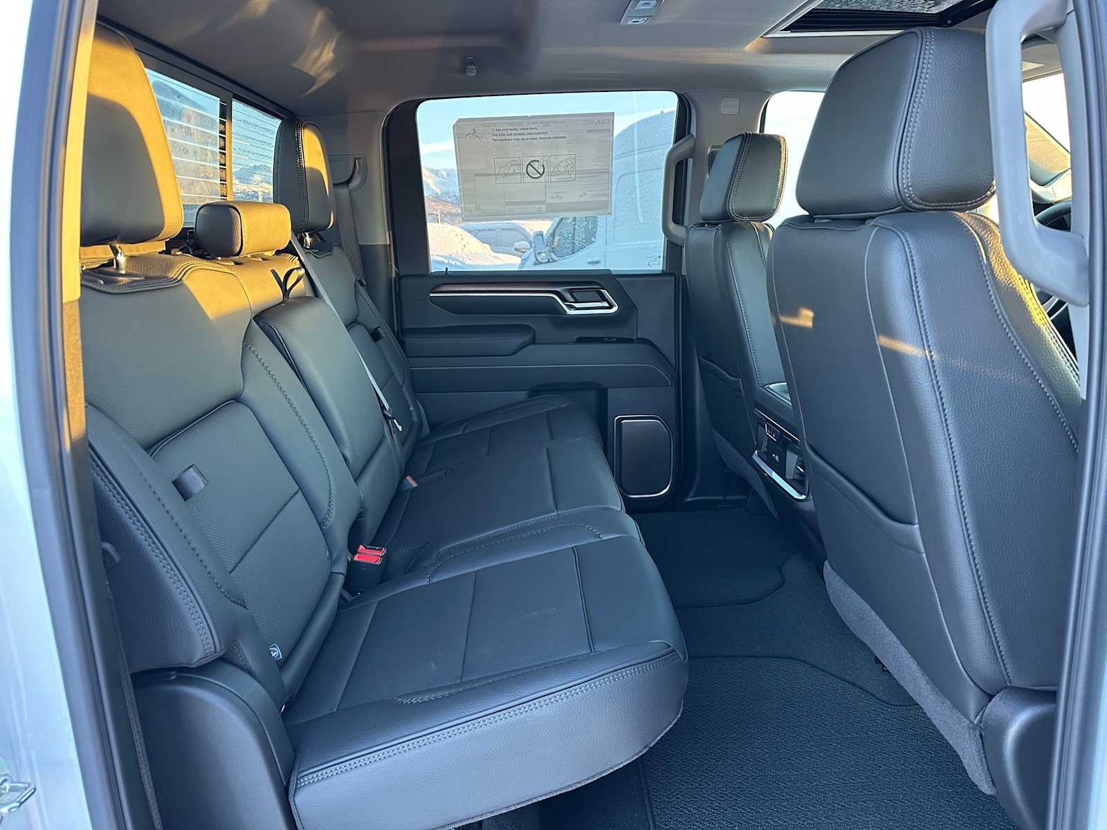 New 2026 GMC Sierra 2500 Denali w/ Denali Reserve Package image 12