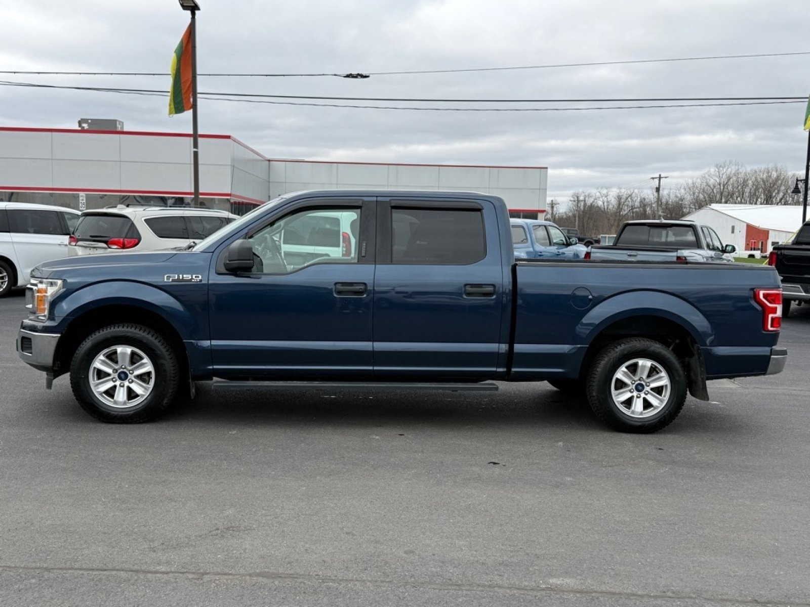 Used 2018 Ford F150 XLT image 5