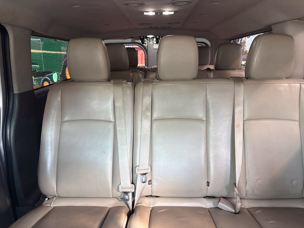 Used 2018 Nissan NV 3500 SL RWD image 19