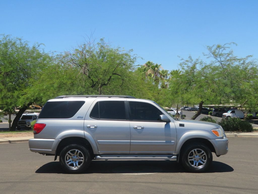 Used 2006 Toyota Sequoia SR5 AWD/4WD image 3
