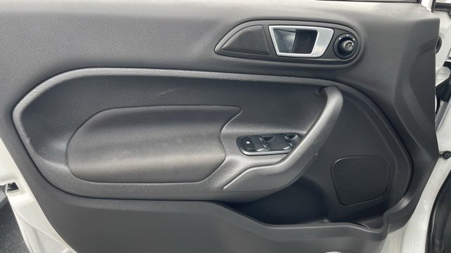 Used 2016 Ford Fiesta SE image 34