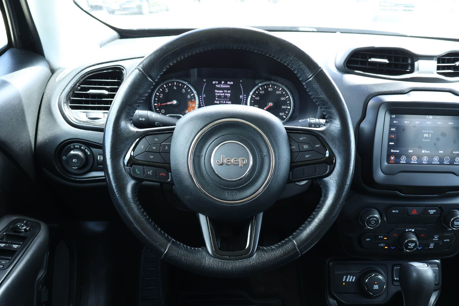 Used 2018 Jeep Renegade Altitude AWD/4WD image 15