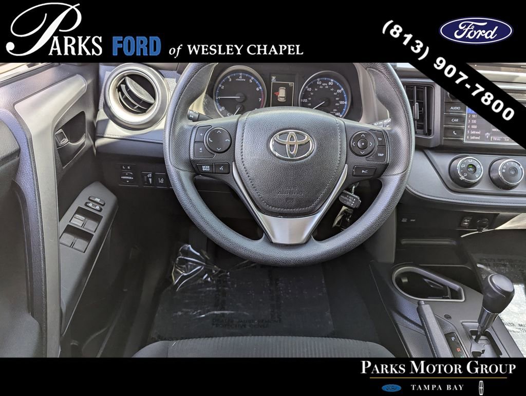 Used 2017 Toyota RAV4 LE image 11