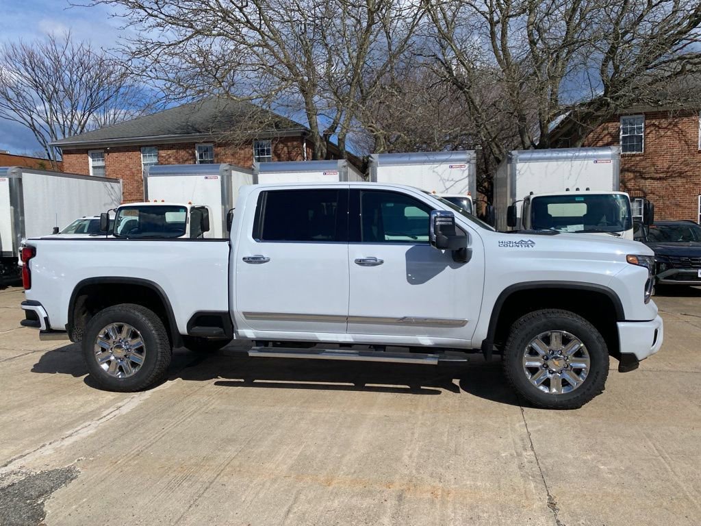 New 2026 Chevrolet Silverado 2500 High Country w/ High Country Premium Package image 2