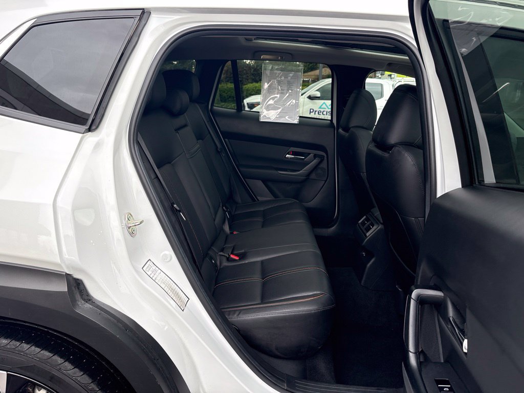 Used 2025 MAZDA CX-50 AWD 2.5 S w/ Premium Plus Pkg image 26