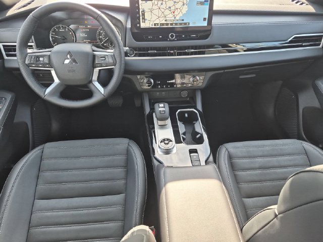 New 2026 Mitsubishi Outlander LE FWD image 31