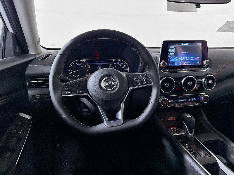 Used 2025 Nissan Sentra SR w/ Midnight Edition FWD image 22