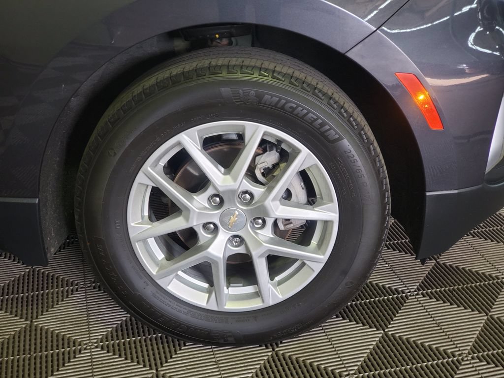 Used 2022 Chevrolet Equinox LT FWD image 30