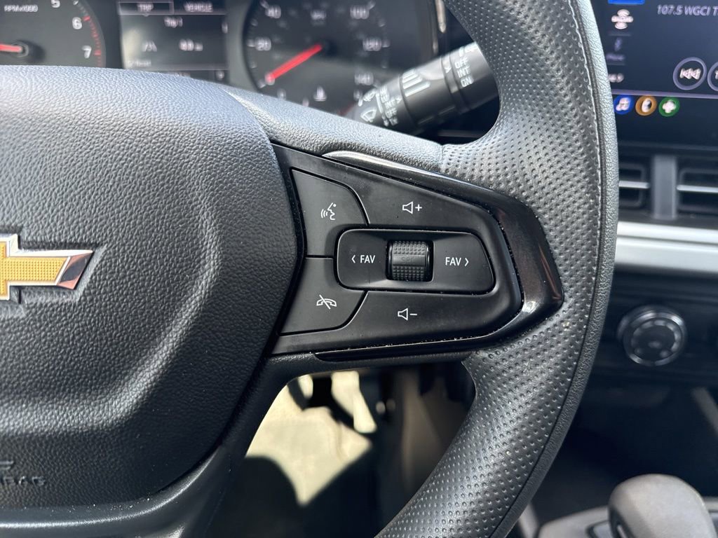 Used 2025 Chevrolet Trax LS FWD image 21