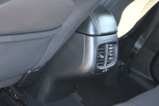 Used 2019 Jeep Cherokee Latitude w/ Popular Appearance Group image 30