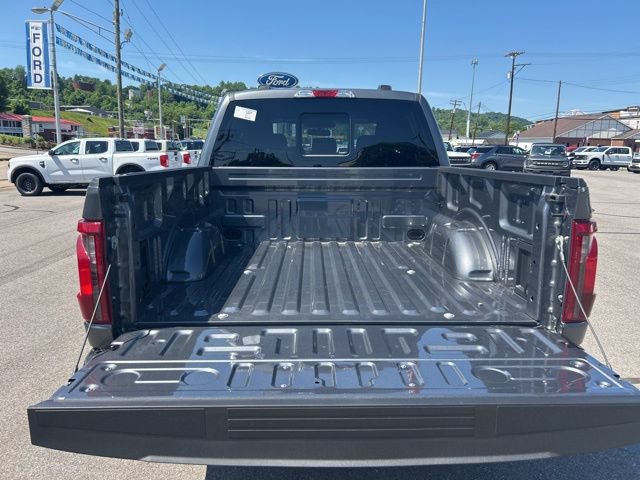 New 2026 Ford F150 XLT w/ Equipment Group 302A MID AWD/4WD image 10