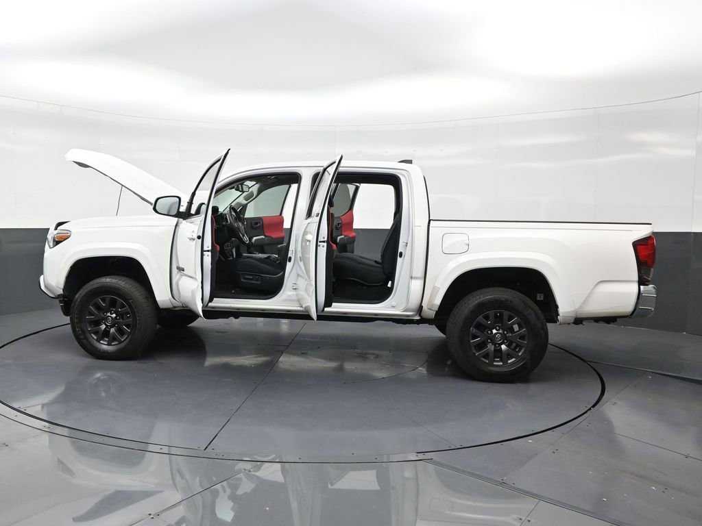 Used 2021 Toyota Tacoma SR5 image 31