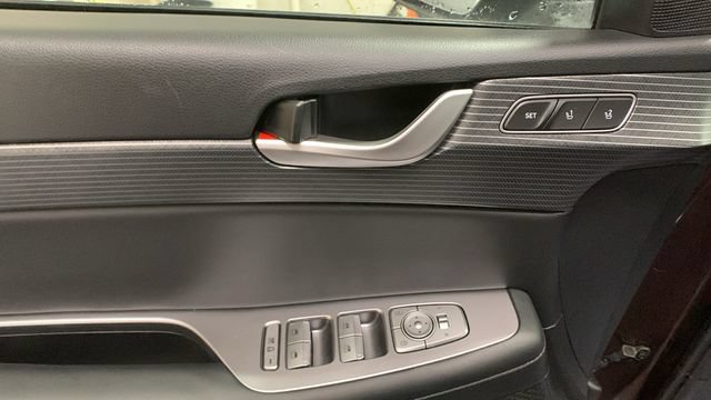 Certified 2023 Hyundai Palisade Limited AWD/4WD image 9