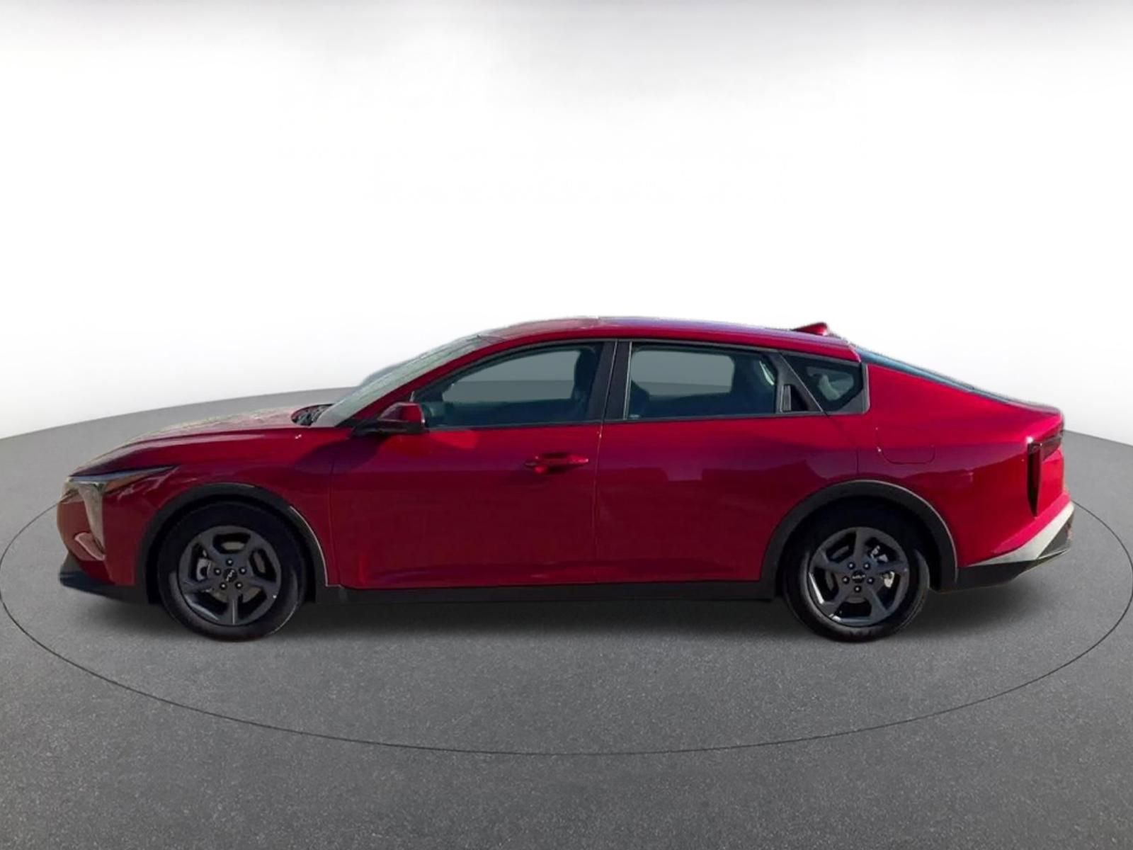 Used 2025 Kia K4 LXS image 8