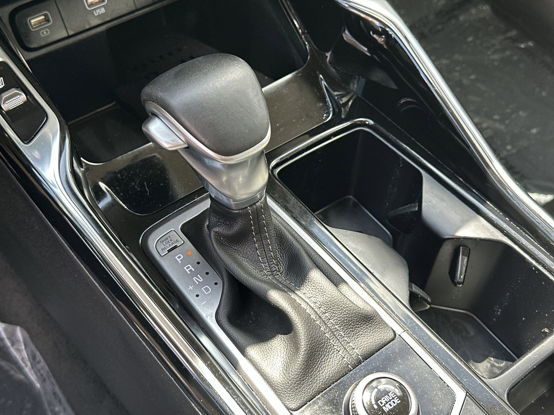 Certified 2023 Kia Sorento SX FWD image 22