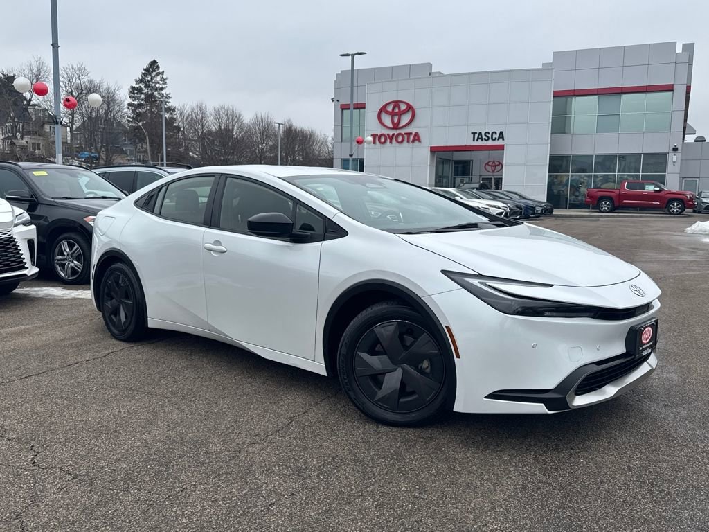 Used 2023 Toyota Prius Prime SE image 1