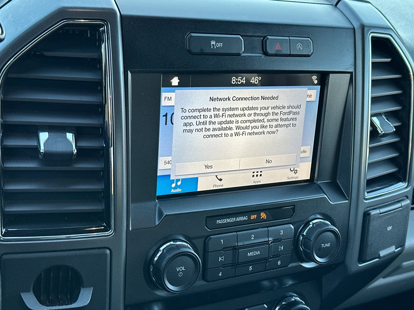 Used 2019 Ford F150 XLT w/ Equipment Group 301A Mid RWD image 16