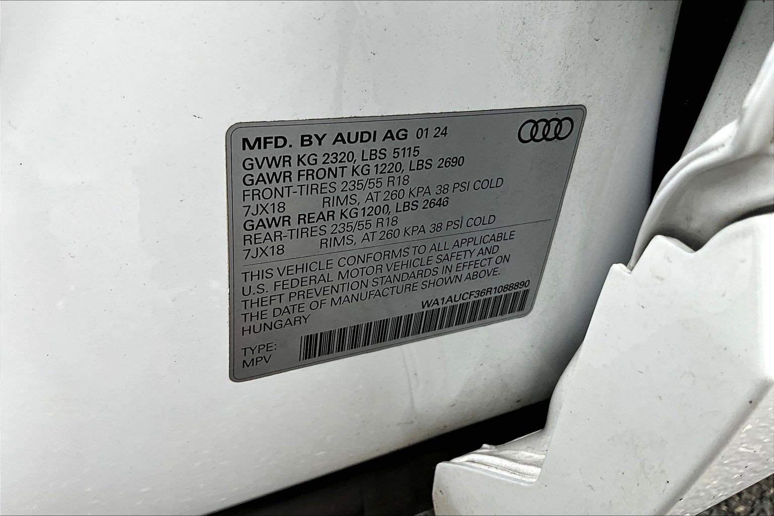 Used 2024 Audi Q3 2.0T Premium AWD/4WD image 17