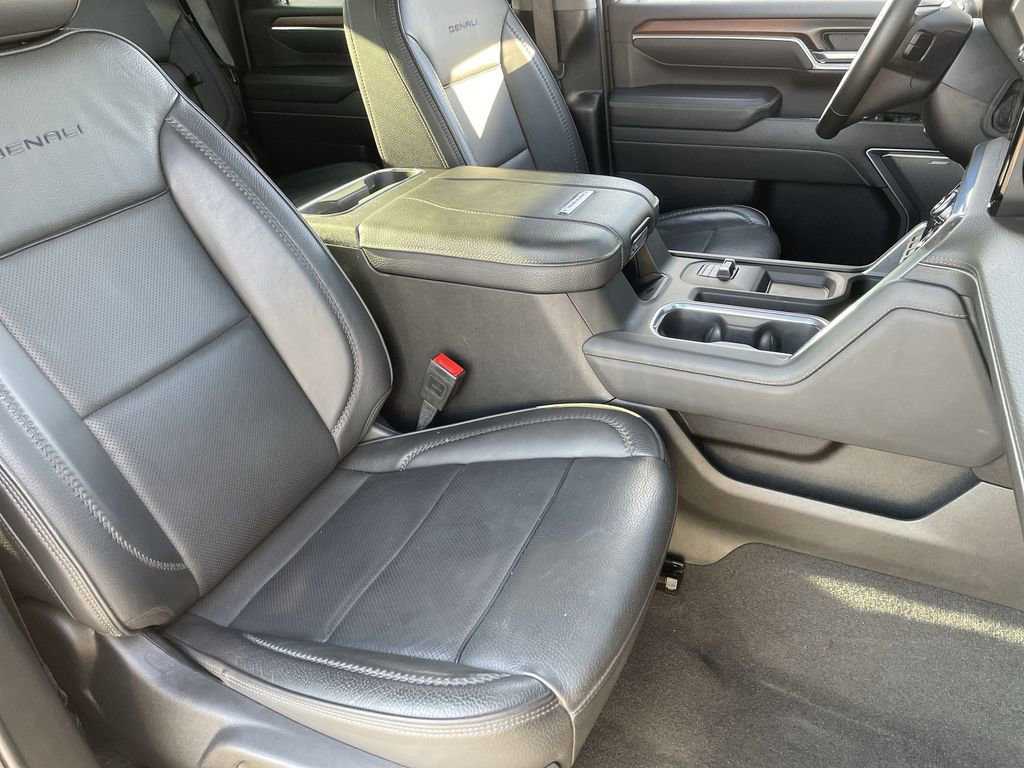 Used 2025 GMC Sierra 2500 Denali w/ Denali Reserve Package image 28