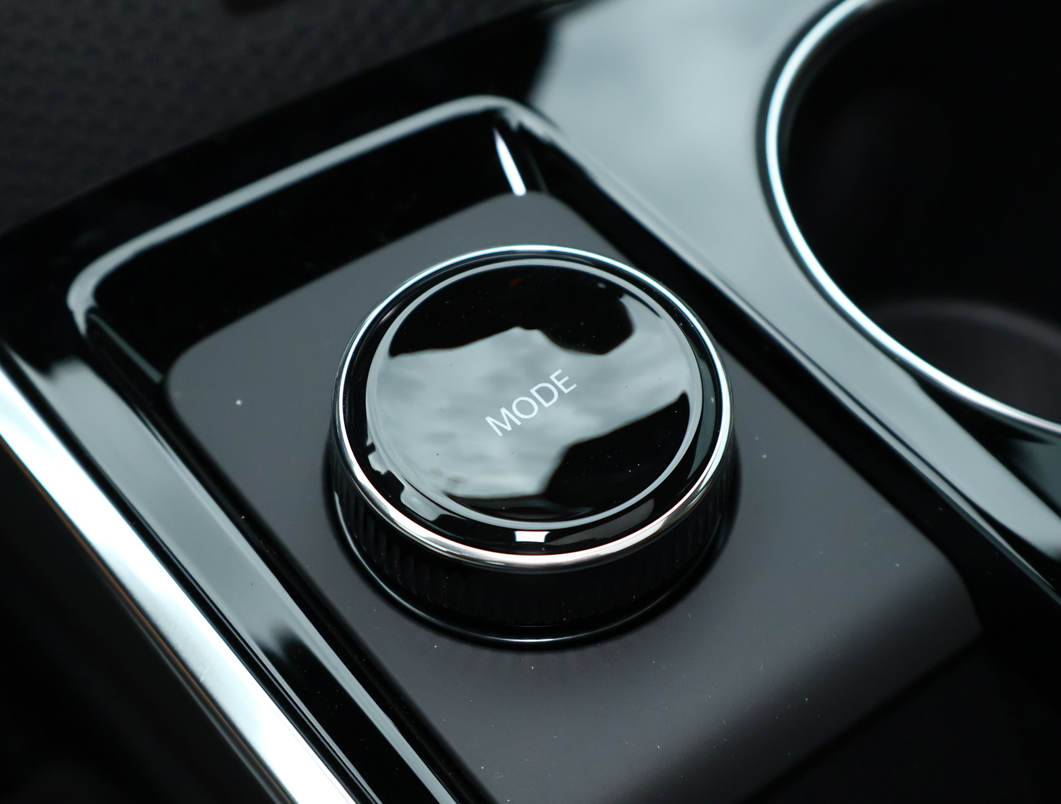 New 2027 Chevrolet Equinox ACTIV w/ Safety and Technology Package FWD image 18