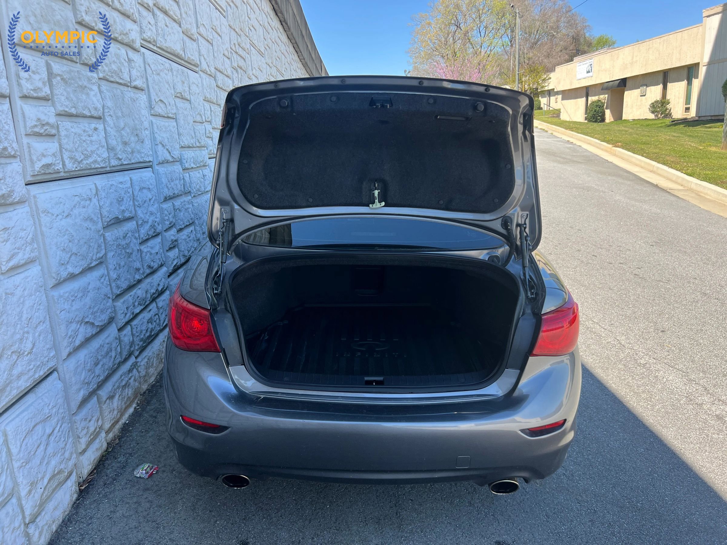 Used 2014 INFINITI Q50 Premium w/ Navigation Package RWD image 45