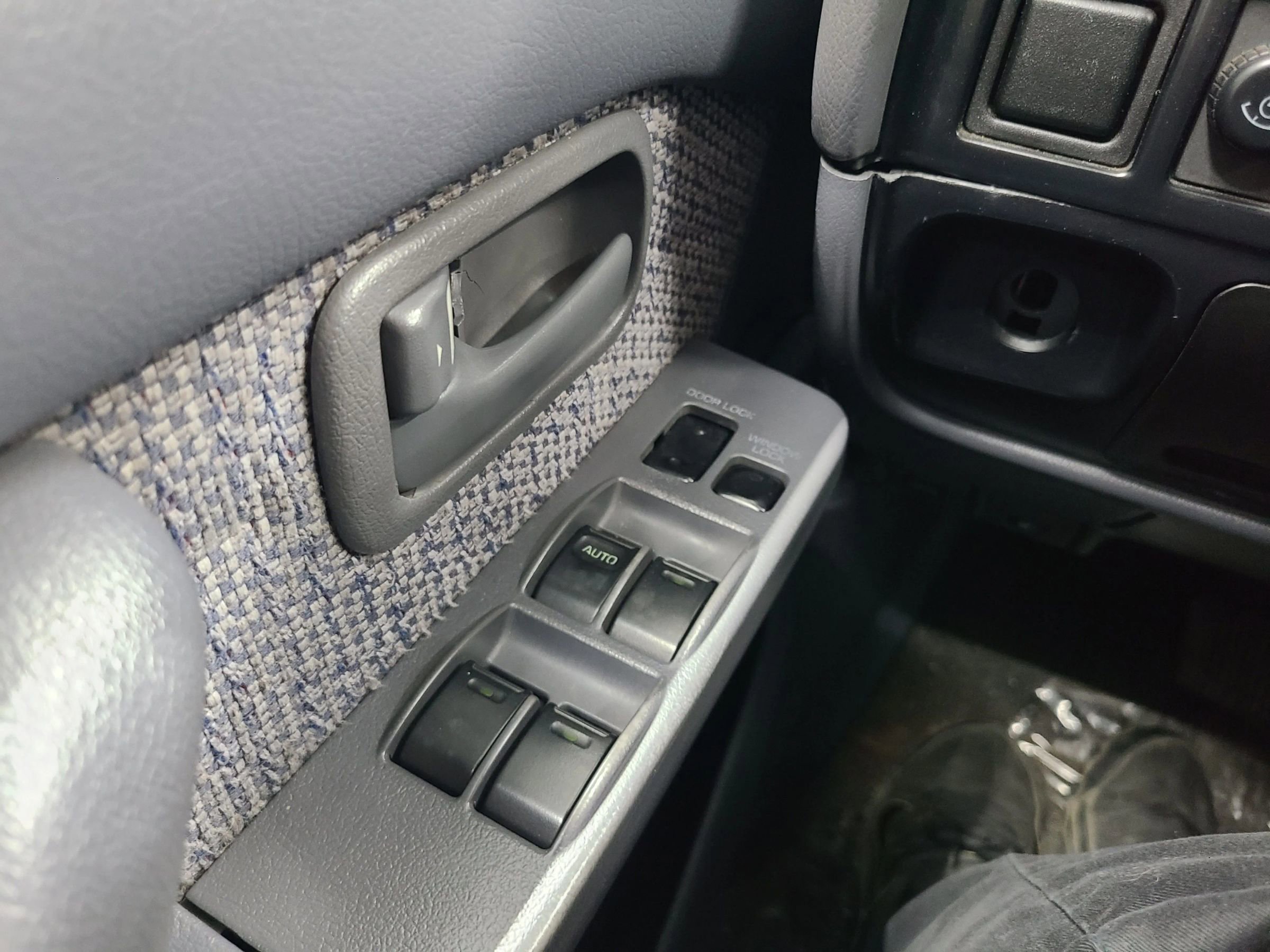 Used 1991 Toyota Land Cruiser 4D SUV image 27