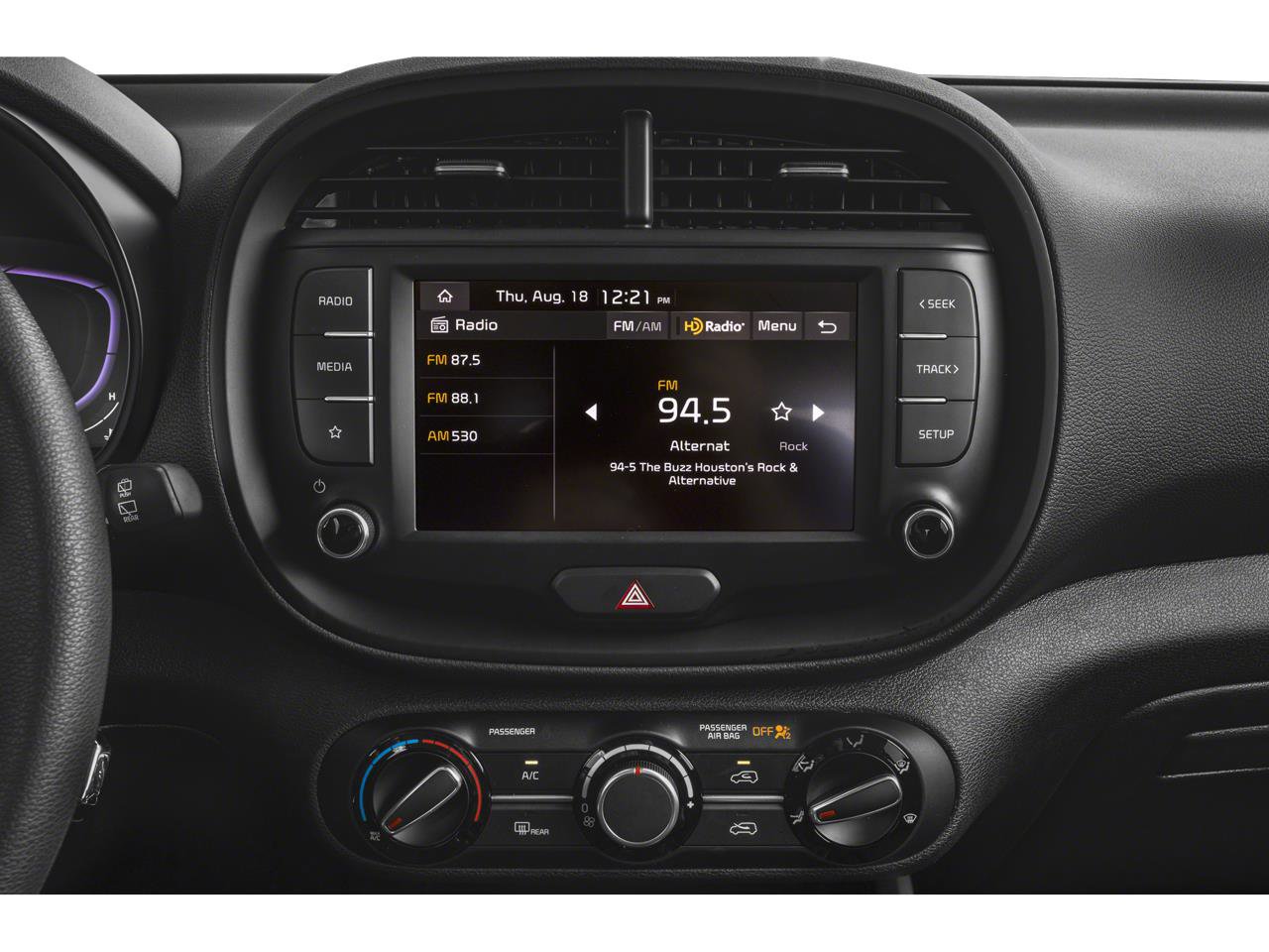 Used 2023 Kia Soul LX w/ LX Technology Package FWD image 7