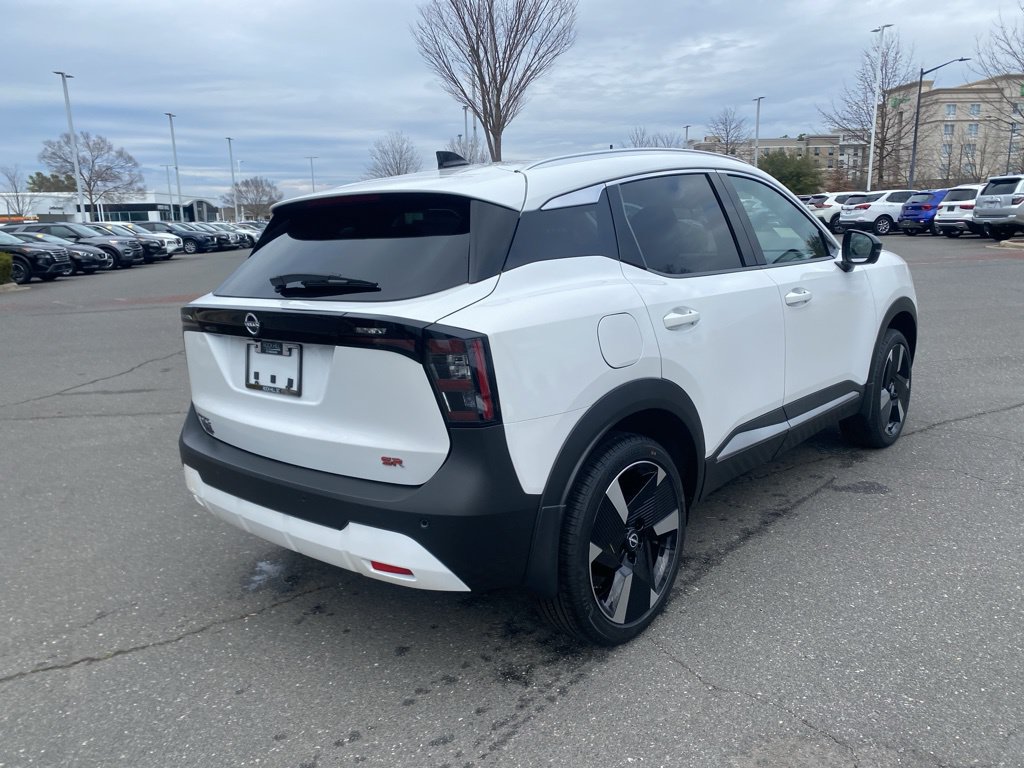 New 2026 Nissan Kicks SR w/ SR Premium Package FWD image 4