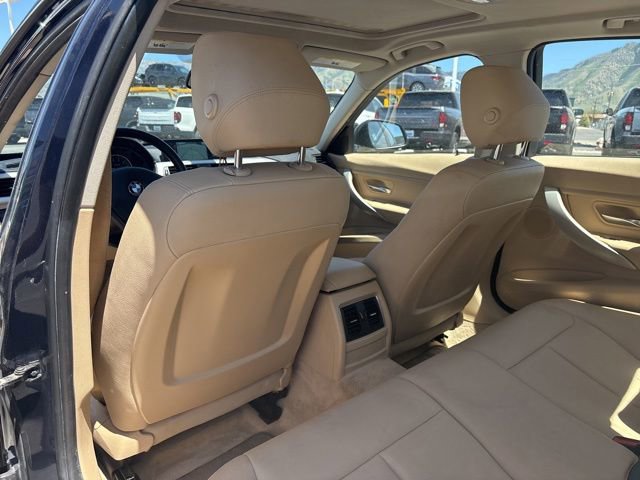 Used 2016 BMW 320i xDrive Sedan AWD/4WD image 18