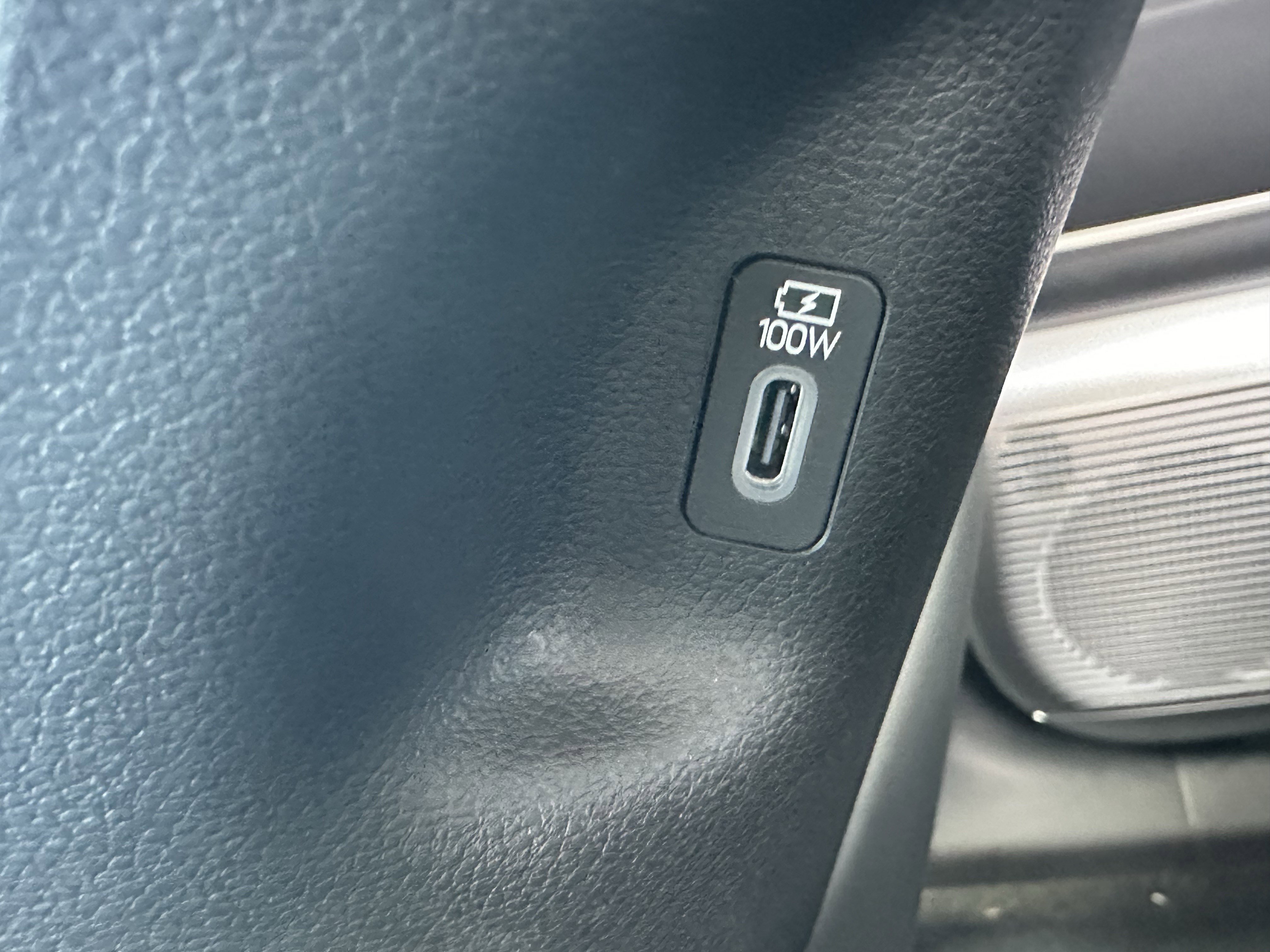 New 2026 Hyundai Ioniq 9 Calligraphy image 23