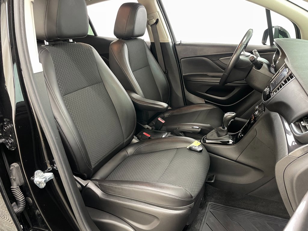 Certified 2022 Buick Encore Preferred w/ Safety Package image 36