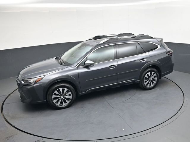 Used 2025 Subaru Outback Touring XT AWD/4WD image 28