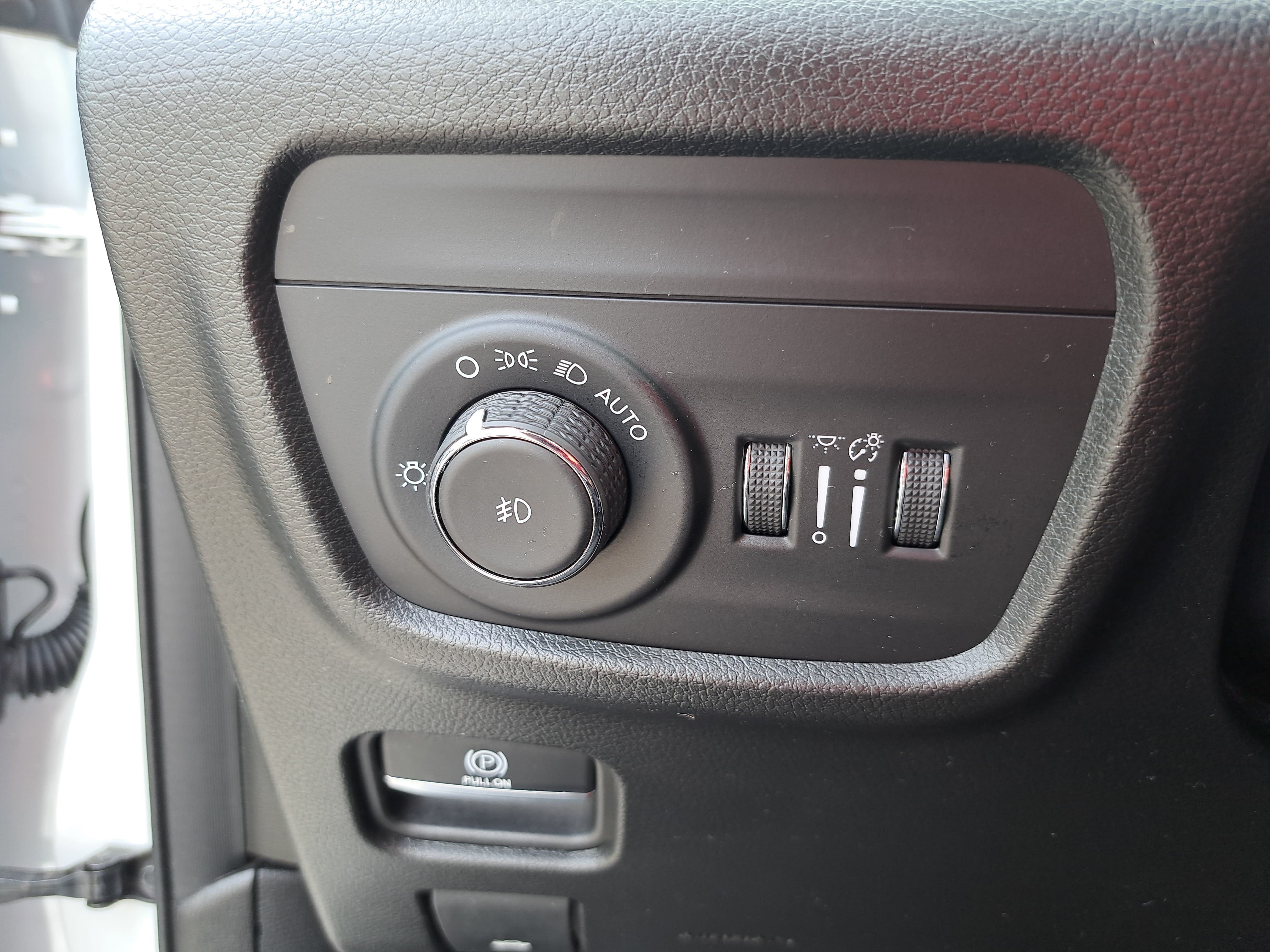 Used 2023 Jeep Grand Cherokee L Limited w/ Luxury Tech Group II AWD/4WD image 27