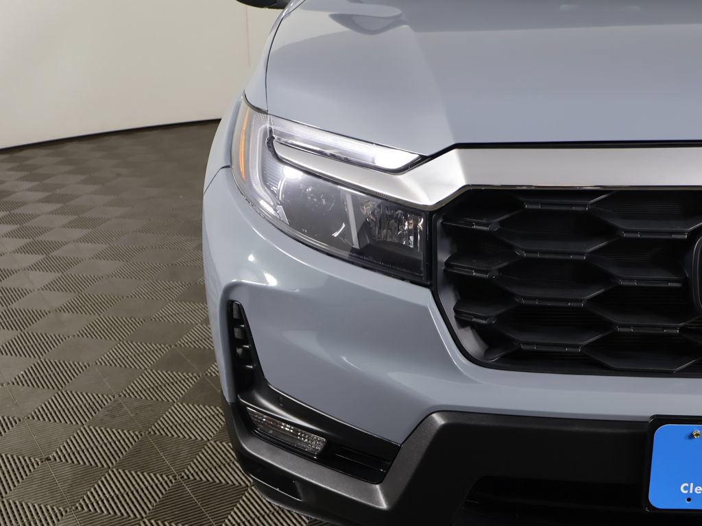 Used 2023 Honda Passport EX-L image 14
