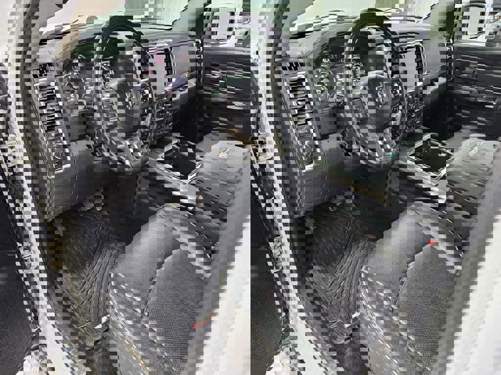 Used 2015 RAM 1500 Limited image 28