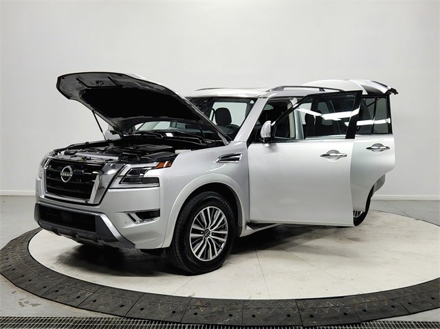 Used 2023 Nissan Armada SL w/ Captain's Chairs Package image 11