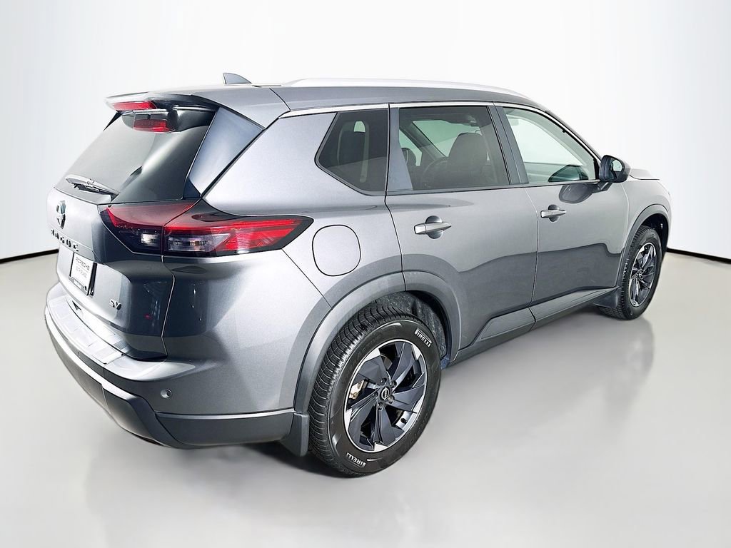 Used 2024 Nissan Rogue SV w/ SV Premium Package FWD image 9