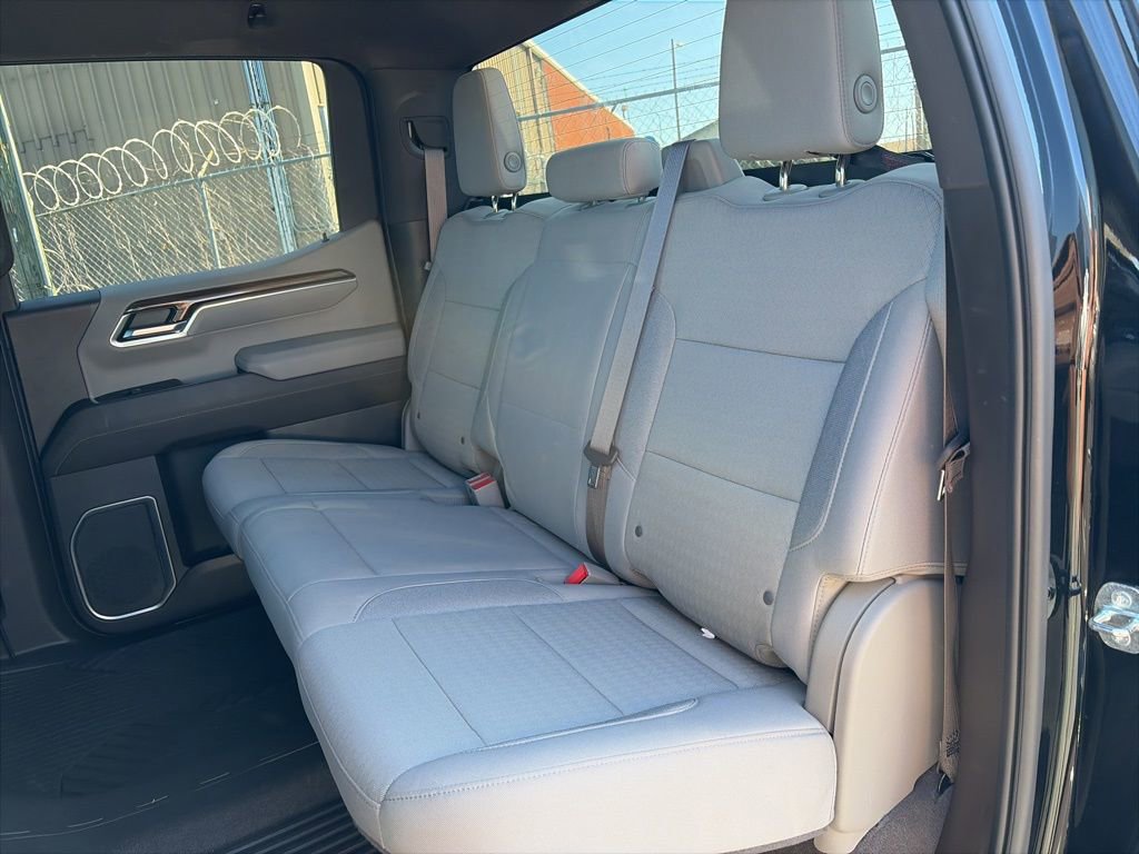 Used 2024 Chevrolet Silverado 1500 LT Trail Boss w/ Protection Package image 11